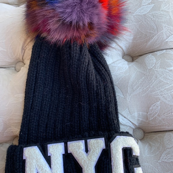 JOCELYN NYC Fox Fur Pom-Pom hat NWT!!!👍💜💜 - Picture 5 of 6
